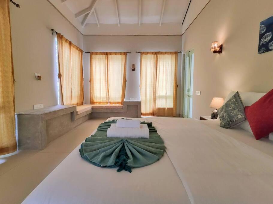 Barcelona Villas At Love Story Siolim- 3Bhk Private Pool Villas Exterior photo
